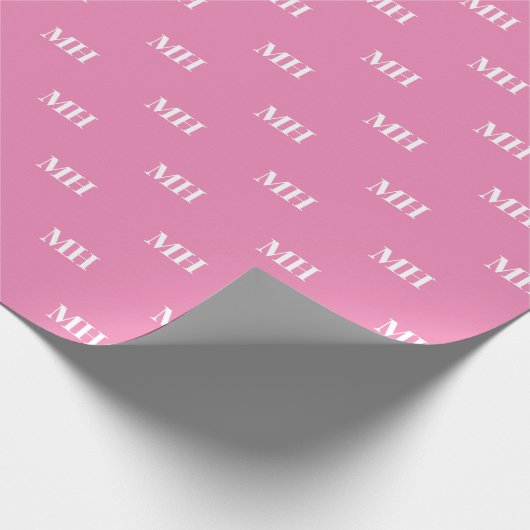 Eenvoudige Elegant roze witte monogram Cadeaupapier (Hoek)