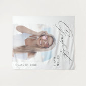 Eenvoudige Elegant Script Photo Graduparty Wandkleed (Voorkant (horizontaal))