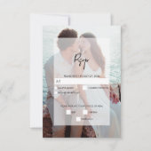 Eenvoudige Elegante 2 foto overlay script bruiloft RSVP Kaartje (Voorkant)