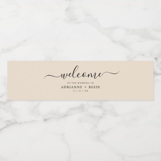 Eenvoudige elegante beige en zwarte bruiloft waterfles etiket (Enkel label)