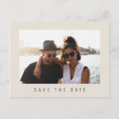 Eenvoudige elegante crème bruine bruiloft foto ops aankondigingskaart (Voorkant)