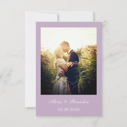 Eenvoudige elegante foto Paarse Lila tekst bruilof Save The Date (Voorkant)