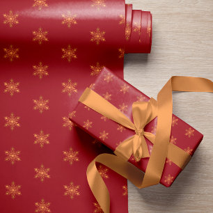Eenvoudige elegante gouden sneeuwvlokken rode kers cadeaupapier