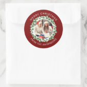 Eenvoudige Elegante Krans Kerstfoto Familienaam Ronde Sticker (Tas)