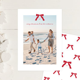 Eenvoudige Elegante Minimale Rode Kerstboog Foto Feestdagenkaart