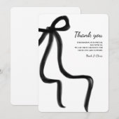 Eenvoudige elegante minimalistische zwarte strik bedankkaart (Voorkant / Achterkant)