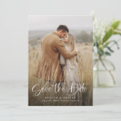 Eenvoudige Elegante Moderne Kalligrafie Script QR Save The Date (Staand voorkant)