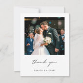 Eenvoudige Elegante Moderne Script Één Fotohuwelij Bedankkaart (Voorkant)