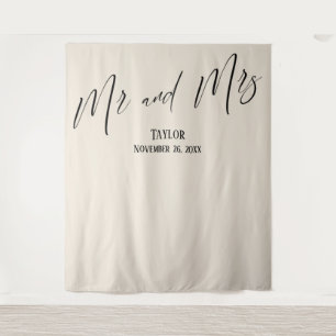 Eenvoudige Elegante Mr en Mrs Cream Foto Achtergro Wandkleed