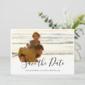Eenvoudige Elegante Script Foto Save The Date (Staand voorkant)
