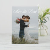 Eenvoudige elegante twee foto bruiloft save the date (Staand voorkant)