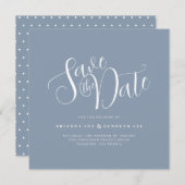 Eenvoudige elegante typografie Dusty Blue Wedding Save The Date (Voorkant / Achterkant)