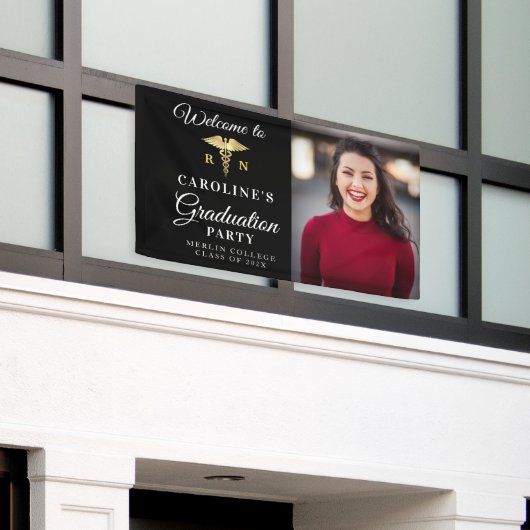 eenvoudige elegante verpleegkundige afstuderen Ban Spandoek (Buitenkant Gebouw)