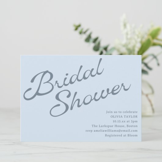 Eenvoudige Elegante Zachte Blauwe Script Bruidsmei Kaart (Staand voorkant)