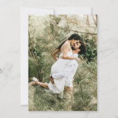 Eenvoudige elegante zwart-wit script foto save the date (Achterkant)