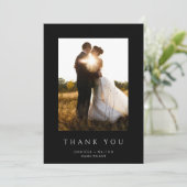 Eenvoudige Elegante zwarte bruiloft Bedankkaart (Staand voorkant)
