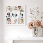 Eenvoudige en grafische fotocollage | Liefde met h Imitatie Canvas Print<br><div class="desc">Deze zwarte en witte druk kenmerkt een fotonet met acht van uw persoonlijke foto's, en trendy moderne manuscripttypografie die "liefde" zegt. Er is ook een elegant hart met een nepgoudblik. Een simpel, minimalistisch maar absoluut stijlvol cadeau voor je moeder, echtgenoot of familielid wanneer je ze wilt laten weten hoeveel ze...</div>