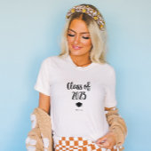 Eenvoudige en grafische klasse van 2023 met Pet en T-shirt