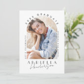 Eenvoudige en moderne Afstuderen-uitnodiging voor Kaart (Staand voorkant)