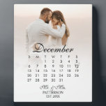 Eenvoudige en moderne huwelijksdatum fotoplaat<br><div class="desc">Dit Eenvoudige en Modern Wedding Date-plaatje is het perfecte cadeau voor de nieuwigheden in je leven. Toon hun trouwdatum en een foto van hen in deze gepersonaliseerde plaquette en ze kunnen dit in hun huis nog jaren tonen.</div>