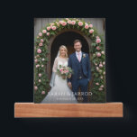 Eenvoudige enkele foto bruiloft Jubileum Fotoplankje<br><div class="desc">Deze sjabloon heeft plaats voor een enkel afbeelding plus een regel voor namen en een andere regel voor een datum. Eenvoudige Single Photo Wedding Jubileum Afbeelding Ledge.</div>