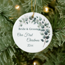 Eenvoudige Eucalyptus Bruiloft  Eerste Kerstmis Keramisch Ornament