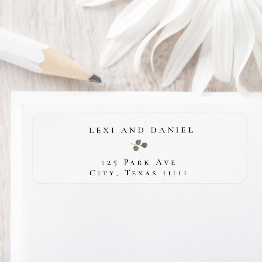 Eenvoudige Eucalyptus Chic Return Address Labels (Insitu)