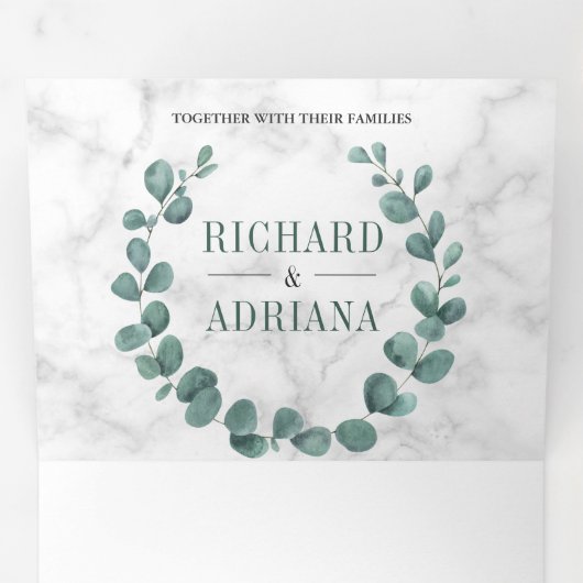 Eenvoudige eucalyptus krans alles in een marmeren drieluik uitnodiging (Binnenzijde eerst)