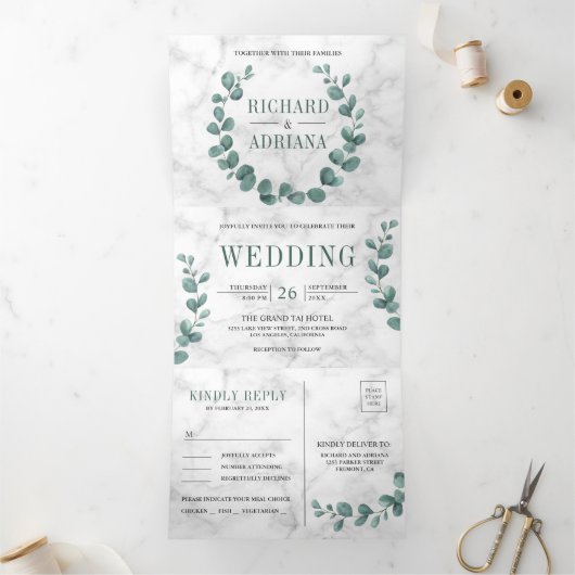 Eenvoudige eucalyptus krans alles in een marmeren  drieluik uitnodiging (Binnen)