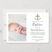 Eenvoudige eucalyptusbladeren met kruisdoop Foto Magnetische Uitnodiging (Voorkant)