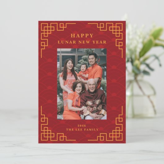 Eenvoudige Familiefoto Lunar Chinese Nieuwjaarskaa Feestdagenkaart (Staand voorkant)
