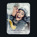 Eenvoudige feestdag voor Merry en Bright Foto Magneet<br><div class="desc">Moderne en eenvoudige Kerstmis | Vakantiefoto-magneet. Voor meer geavanceerde aanpassing van dit ontwerp,  te klikken gelieve de BUTTON van het TOOL VAN HET ONTWERP BLAUW.</div>