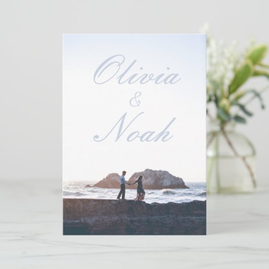 Eenvoudige Film Poster Moderne Blauwe Foto Bruilof Kaart (Staand voorkant)