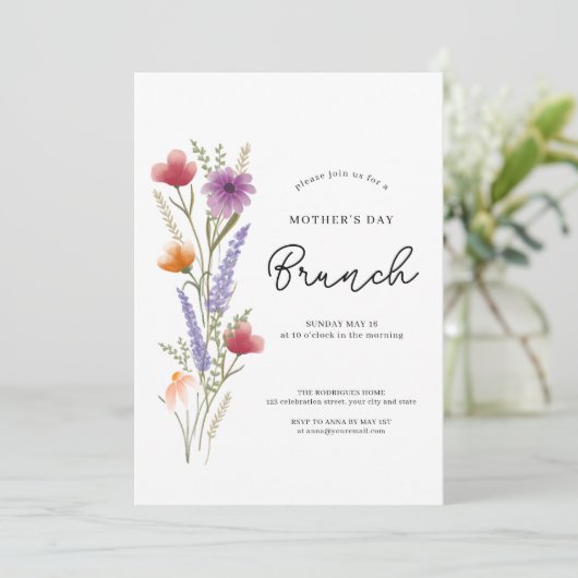Eenvoudige Floral Wildflower Moederdag Brunch Kaart (Staand voorkant)