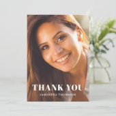 Eenvoudige foto-Afstuderen flat-dank Bedankkaart (Staand voorkant)