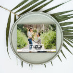 Eenvoudige foto Modern Wedding Save the Date<br><div class="desc">Onze save the date beschikt over een eenvoudige, moderne lay-out die uw gekozen foto benadrukt, waardoor uw liefde en vreugde centraal staan. Het minimalistische ontwerp zorgt ervoor dat uw aankondiging stijlvol en tijdloos is. De voorkant is aangepast met uw gegevens en u kunt een seconde op de achterkant toevoegen of...</div>