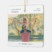 Eenvoudige foto van de prettige kerstminima uit de keramisch ornament (Links)