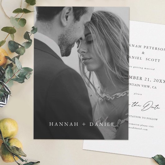 Eenvoudige foto van Elegant Black en White Save The Date