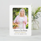 Eenvoudige foto voor altijd in onze harten begrafe bedankkaart (Staand voorkant)