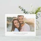 Eenvoudige fotocollage bruiloft save the date (Staand voorkant)