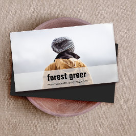 Eenvoudige freelance fotograaf voegt foto toe visitekaartje