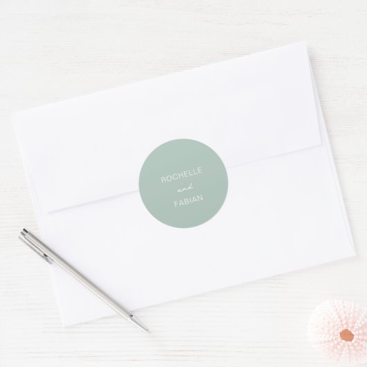 Eenvoudige gedempte groene elegante bruiloft ronde sticker (Envelop)