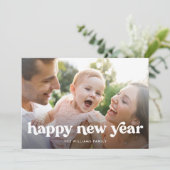 Eenvoudige Gelukkig Nieuwjaar Typografie Foto Feestdagenkaart (Staand voorkant)