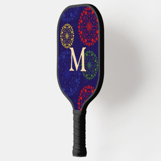Eenvoudige getextureerde besneeuwde mandala pickleball paddle (Links)
