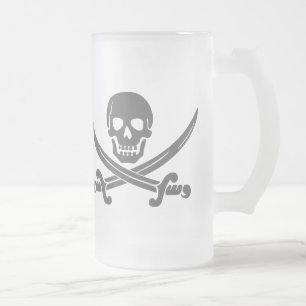 Eenvoudige glimlach Pirate Skull met gekruiste zwa Matglas Bierpul