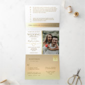 Eenvoudige goudkalligrafie Foto Weddenschap Drieluik Uitnodiging (Binnen)