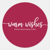 Eenvoudige grafische kalligrafie Warm met kerstroo Ronde Sticker (Voorkant)