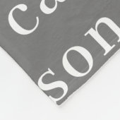 Eenvoudige grijze, aangepaste herhalingsnaam fleece deken (Hoek)