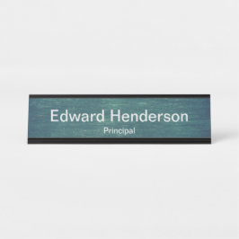 Eenvoudige grijze naamtekst op het bord bureau naambordje