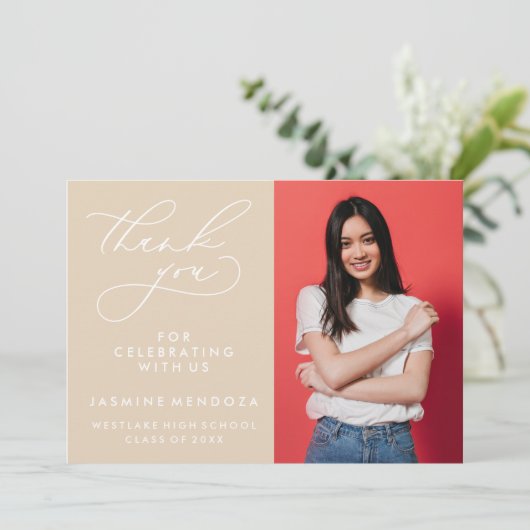 EENVOUDIGE GRILLIGE KALLIGRAFIE AFSTUDEREN DANK U BEDANKKAART (Staand voorkant)